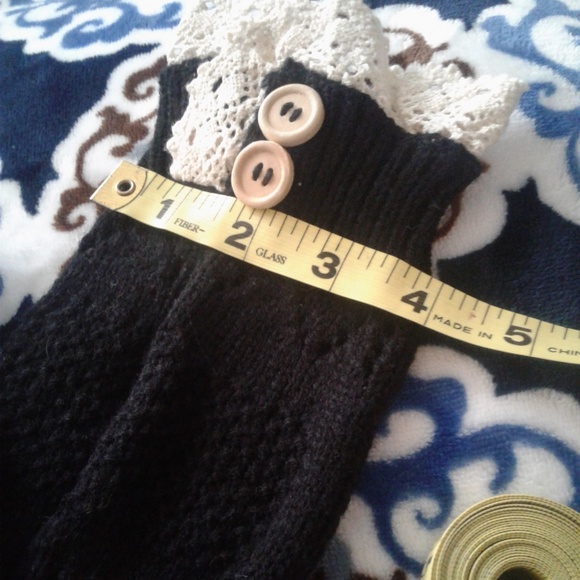 SOLD - Lace Button Boot Cuffs Boot Toppers - Picture 4 of 5